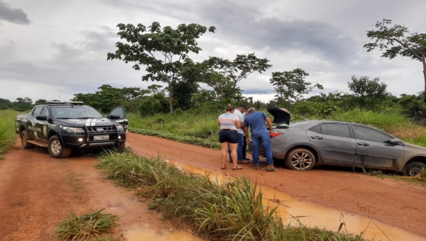 Operação da Polícia Civil localiza reféns e recupera veículos roubados em fazenda do Km 88 da BR-317